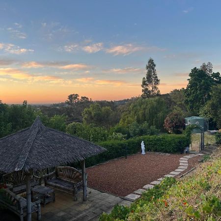 Bright & Beautiful Home On The Hills! Kelmscott Εξωτερικό φωτογραφία